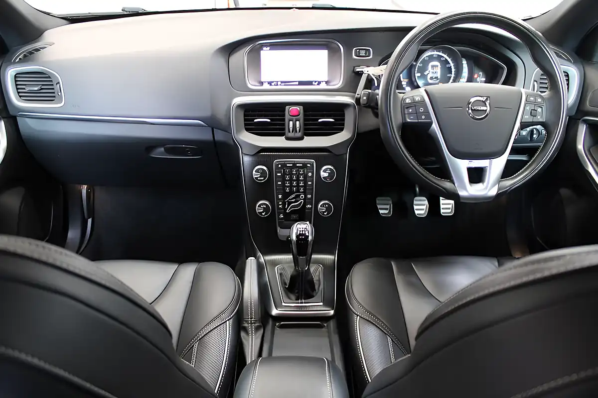 Used 2019 Volvo V40 R-Design Edition Passion Red - Interior and Exterior details 16