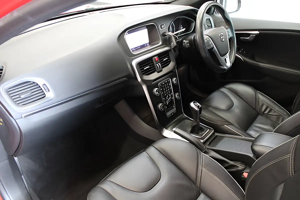 Used 2019 Volvo V40 R-Design Edition Passion Red - Interior and Exterior details 2