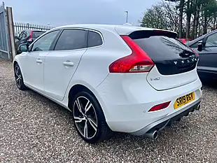 Used 2019 Volvo V40 R-Design Edition White - Interior and Exterior details 4