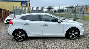 Used 2019 Volvo V40 R-Design Edition White - Interior and Exterior details 5