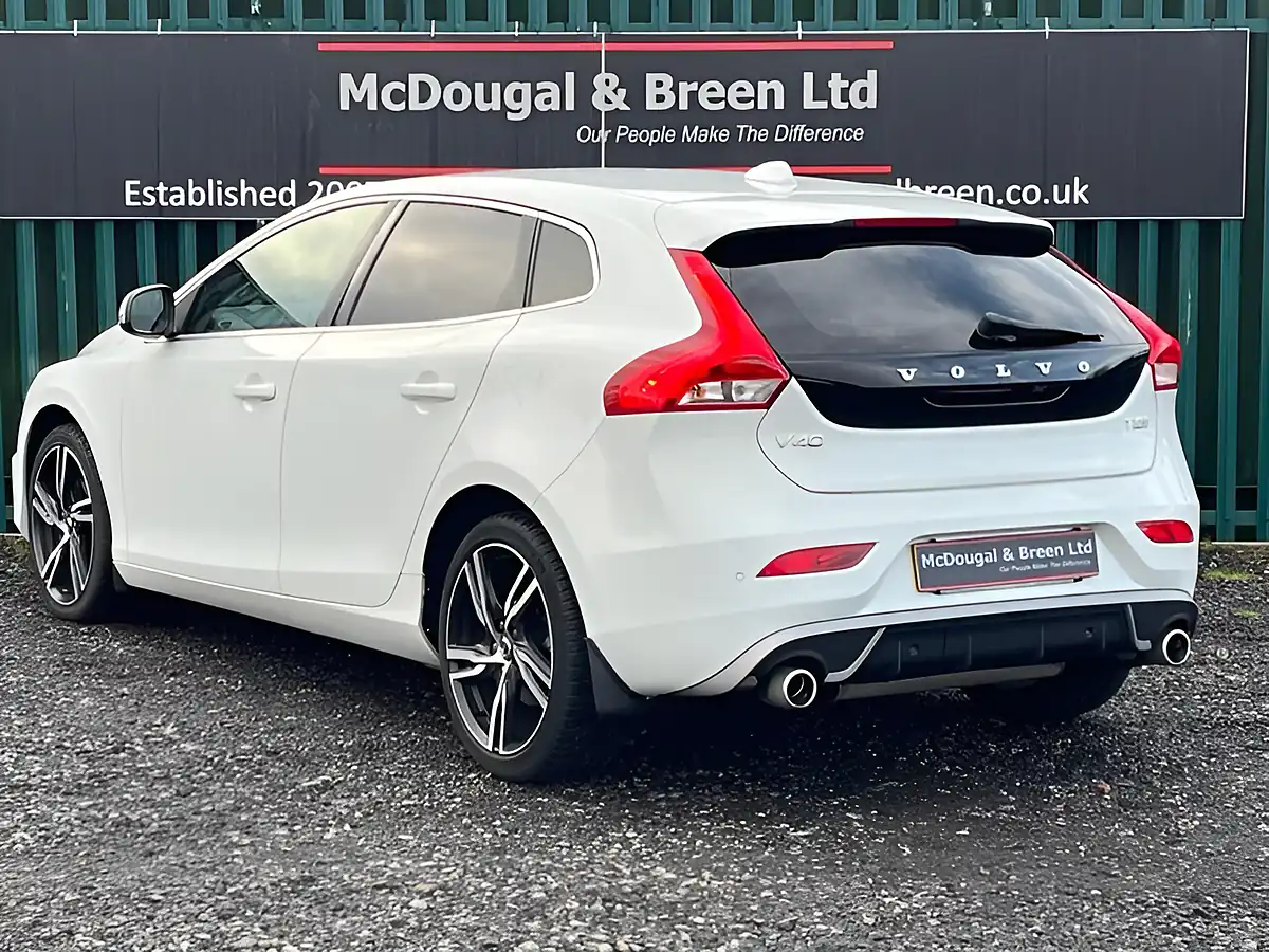 Used 2019 Volvo V40 R-Design Edition White - Interior and Exterior details 3