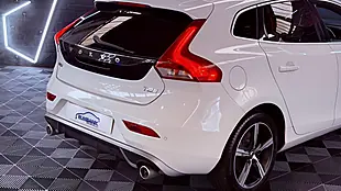 Used 2019 Volvo V40 R-Design Edition White - Interior and Exterior details 20