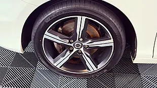 Used 2019 Volvo V40 R-Design Edition White - Interior and Exterior details 9