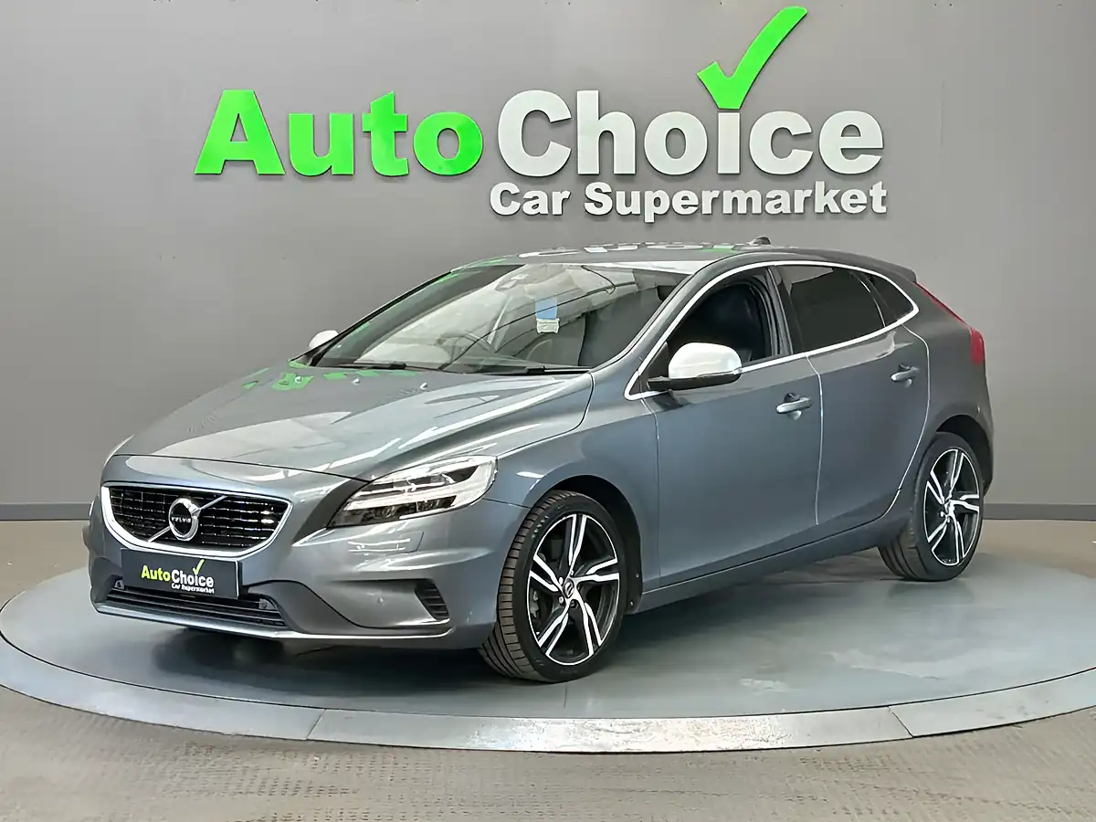 Used 2019 Volvo V40 R-Design Osmium Grey - Interior and Exterior details 15
