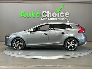Used 2019 Volvo V40 R-Design Osmium Grey - Interior and Exterior details 7