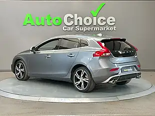 Used 2019 Volvo V40 R-Design Osmium Grey - Interior and Exterior details 9