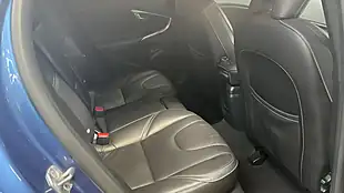 Used 2019 Volvo V40 R-Design Pro Blue - Interior and Exterior details 10