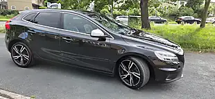 Used 2019 Volvo V40 R-Design Pro Onyx Black - Interior and Exterior details 16