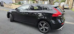 Used 2019 Volvo V40 R-Design Pro Onyx Black - Interior and Exterior details 8