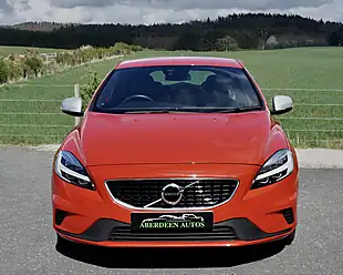 Used 2019 Volvo V40 R-Design Red - Interior and Exterior details 2