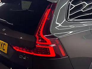 Used 2019 Volvo V60 Cross Country Grey - Interior and Exterior details 11