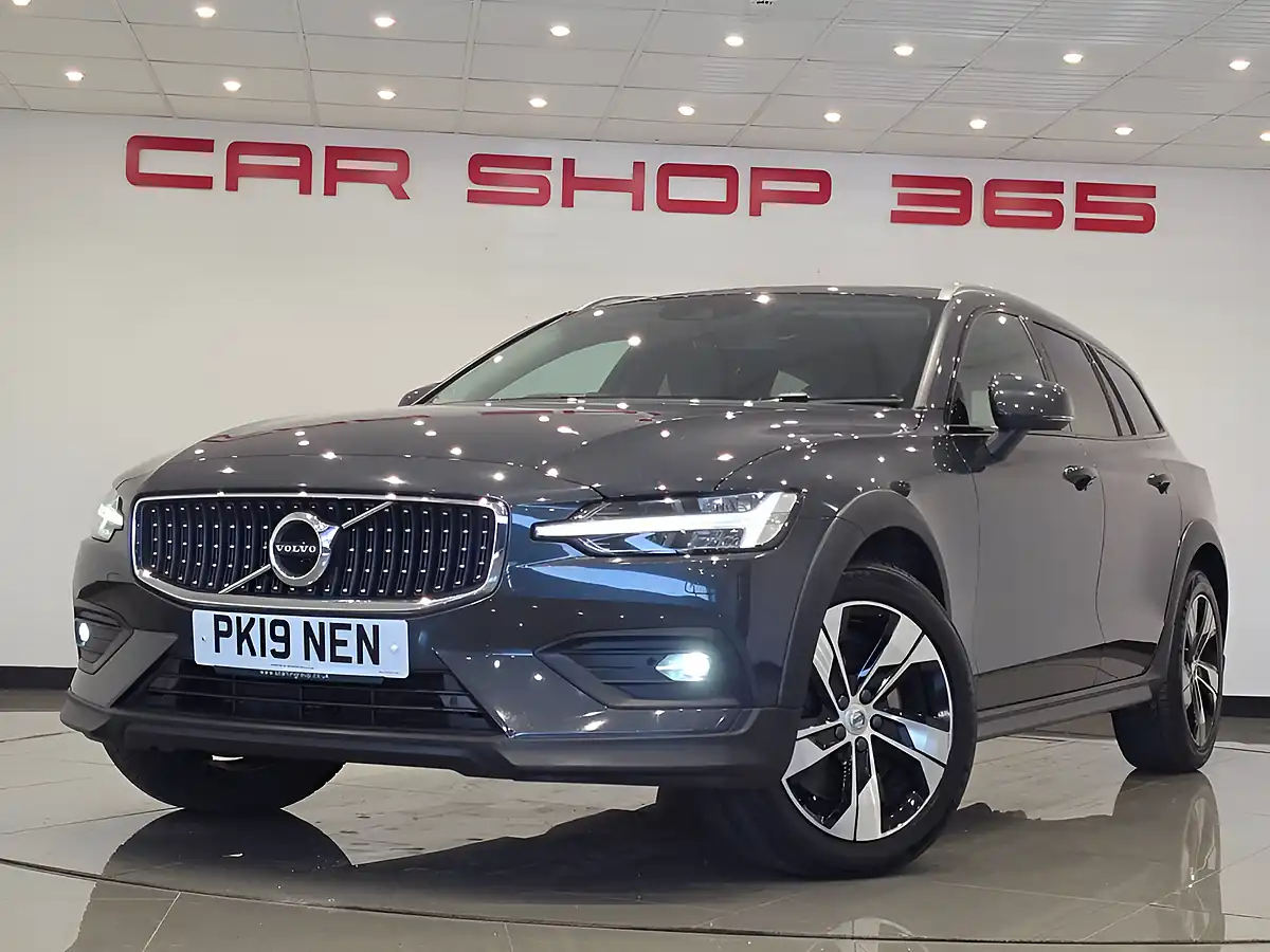 Used 2019 Volvo V60 Cross Country Plus Grey - Interior and Exterior details 16