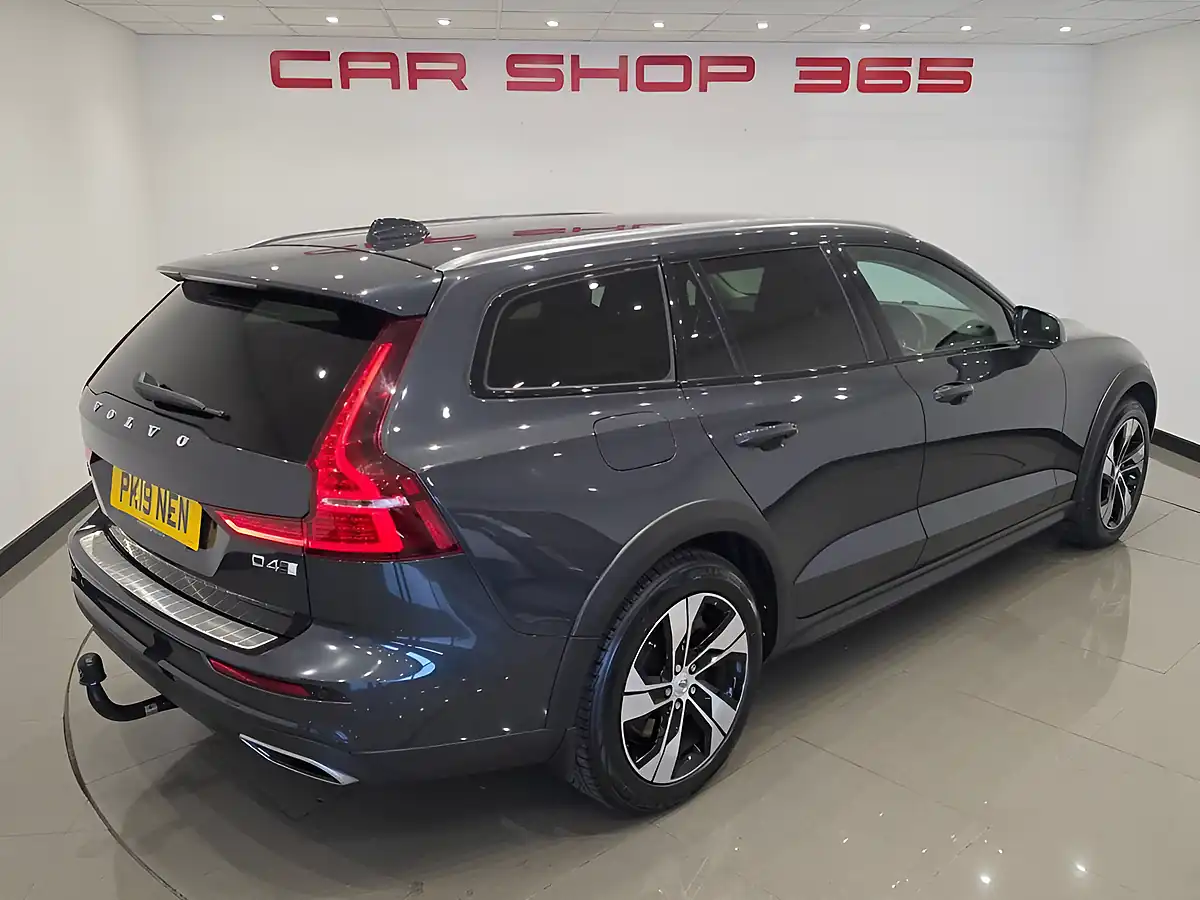 Used 2019 Volvo V60 Cross Country Plus Grey - Interior and Exterior details 6