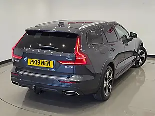 Used 2019 Volvo V60 Cross Country Plus Grey - Interior and Exterior details 7
