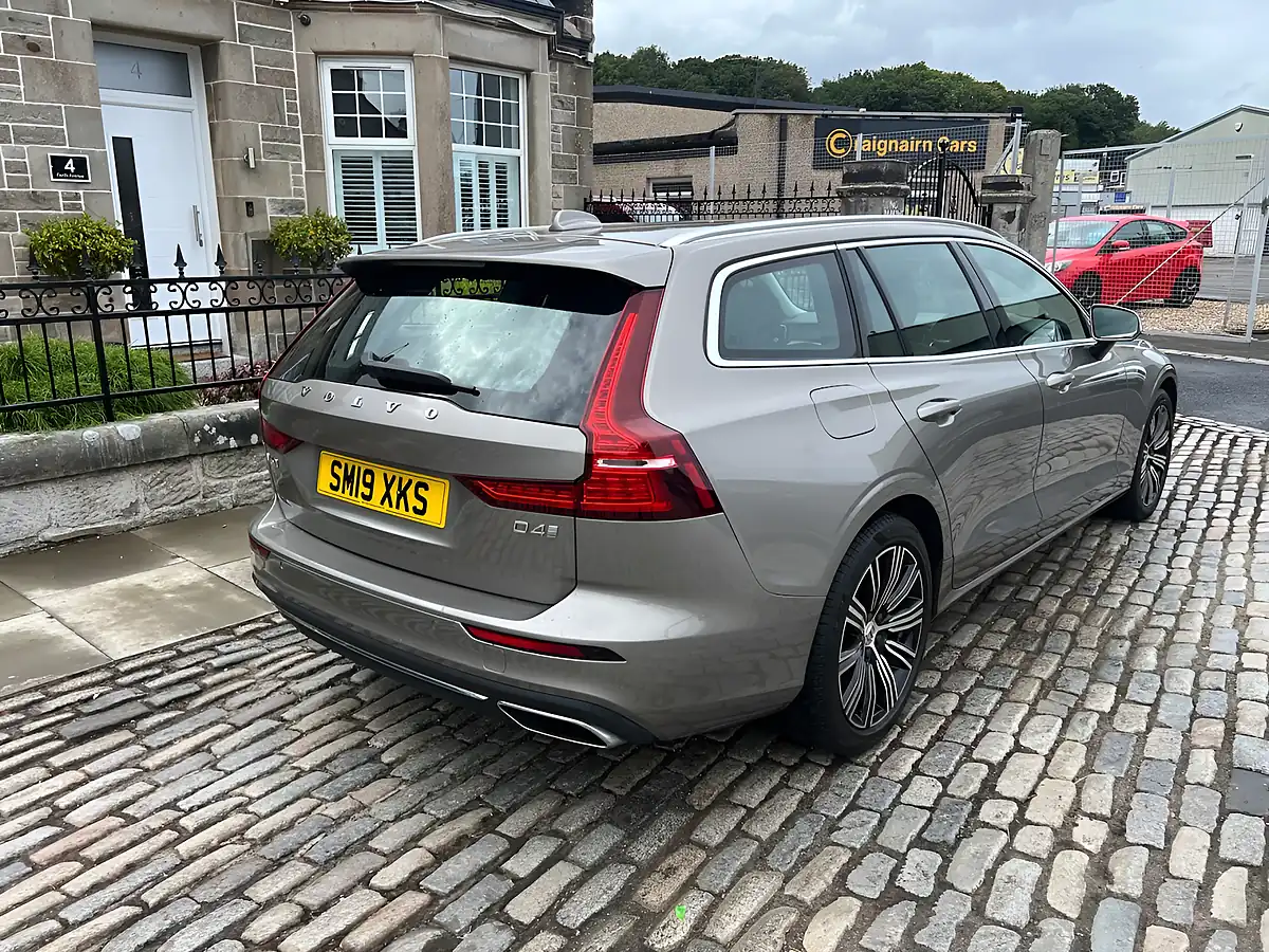 Used 2019 Volvo V60 Inscription Pebble Grey - Interior and Exterior details 5