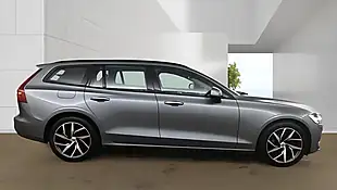 Used 2019 Volvo V60 Momentum Grey - Interior and Exterior details 5