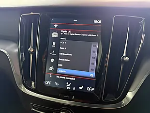 Used 2019 Volvo V60 Momentum Plus Grey - Interior and Exterior details 15