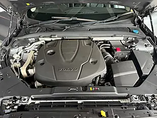 Used 2019 Volvo V60 Momentum Plus Grey - Interior and Exterior details 20