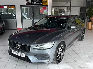 Used 2019 Volvo V60 Momentum Plus Grey - Interior and Exterior details 5