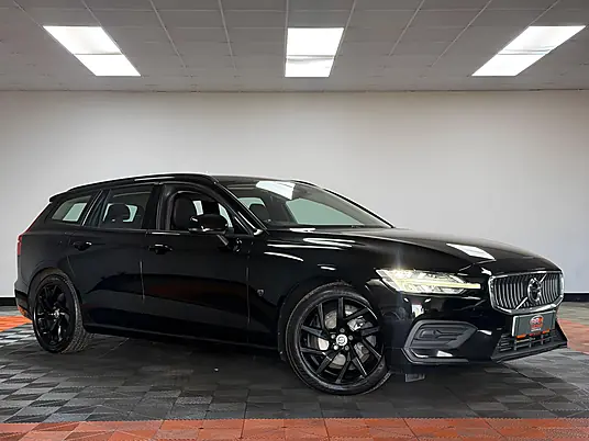 2019 Volvo V60 Momentum Plus D4