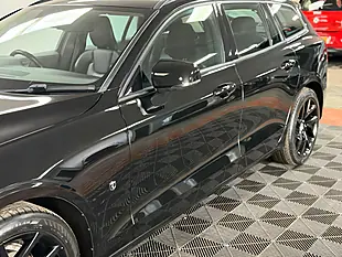 Used 2019 Volvo V60 Momentum Plus Onyx Black - Interior and Exterior details 9