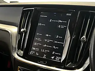 Used 2019 Volvo V60 Momentum Pro Black - Interior and Exterior details 18