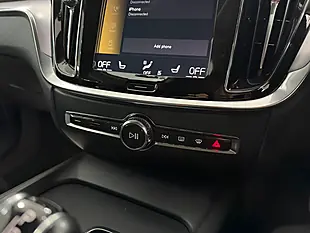 Used 2019 Volvo V60 Momentum Pro Silver - Interior and Exterior details 15