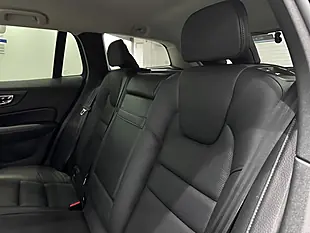 Used 2019 Volvo V60 Momentum Pro Silver - Interior and Exterior details 18