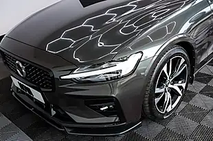 Used 2019 Volvo V60 R-Design Grey - Interior and Exterior details 17