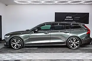 Used 2019 Volvo V60 R-Design Grey - Interior and Exterior details 6