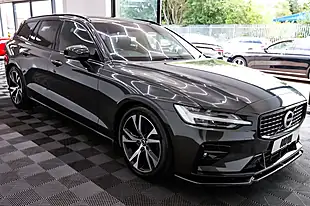 Used 2019 Volvo V60 R-Design Grey - Interior and Exterior details 9