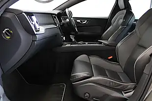 Used 2019 Volvo V60 R-Design Grey - Interior and Exterior details 15