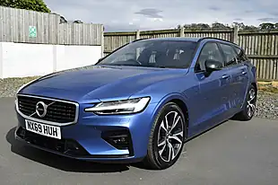 Used 2019 Volvo V60 R-Design Plus Bursting Blue - Interior and Exterior details 3