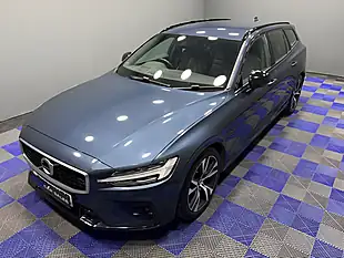 Used 2019 Volvo V60 R-Design Plus Denim Blue - Interior and Exterior details 16