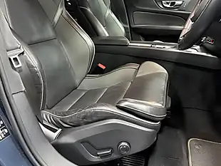 Used 2019 Volvo V60 R-Design Plus Denim Blue - Interior and Exterior details 19