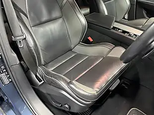 Used 2019 Volvo V60 R-Design Plus Denim Blue - Interior and Exterior details 20