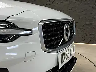 Used 2019 Volvo V60 R-Design Plus White - Interior and Exterior details 15