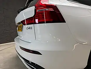 Used 2019 Volvo V60 R-Design Plus White - Interior and Exterior details 17