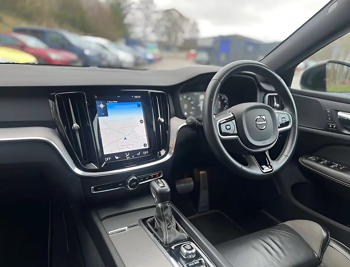 Used 2019 Volvo V60 R-Design Pro Bright Silver - Interior and Exterior details 16