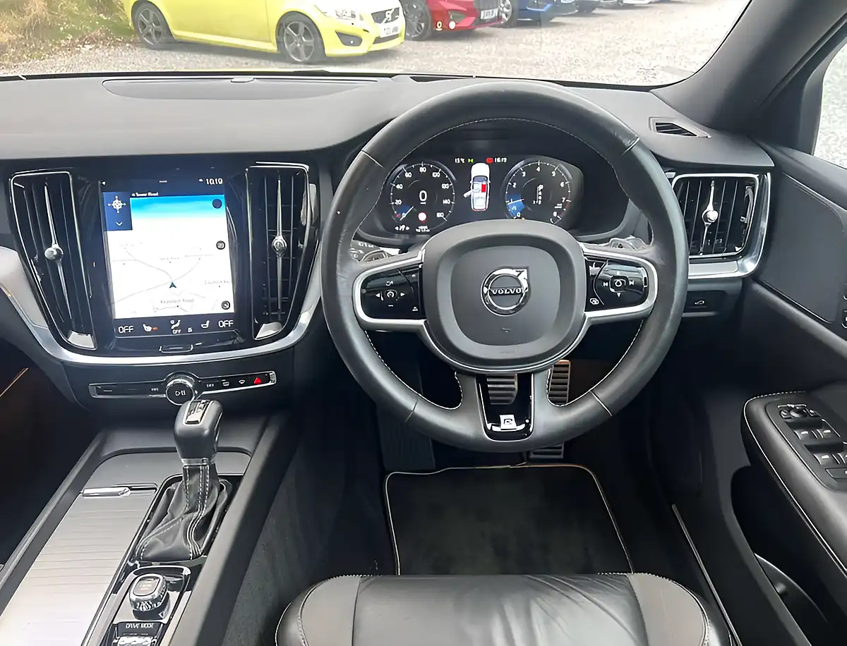 Used 2019 Volvo V60 R-Design Pro Bright Silver - Interior and Exterior details 17