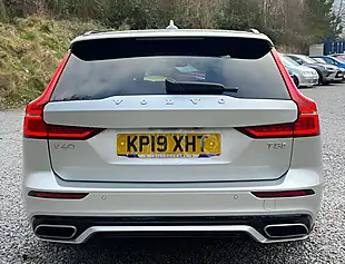 Used 2019 Volvo V60 R-Design Pro Bright Silver - Interior and Exterior details 4