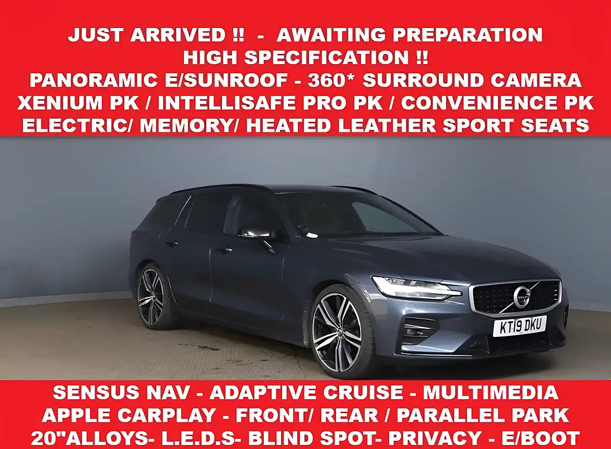 Used 2019 Volvo V60 R-Design Pro Denim Blue - Front View