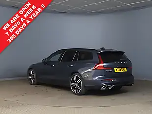 Used 2019 Volvo V60 R-Design Pro Denim Blue - Interior and Exterior details 3