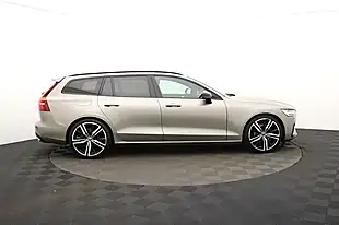 Used 2019 Volvo V60 R-Design Pro Pebble Grey - Interior and Exterior details 2