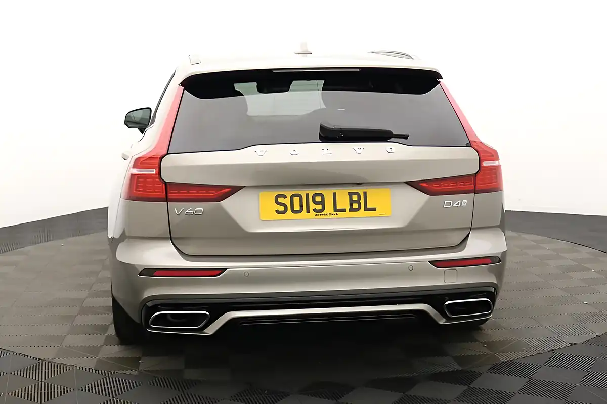 Used 2019 Volvo V60 R-Design Pro Pebble Grey - Interior and Exterior details 5