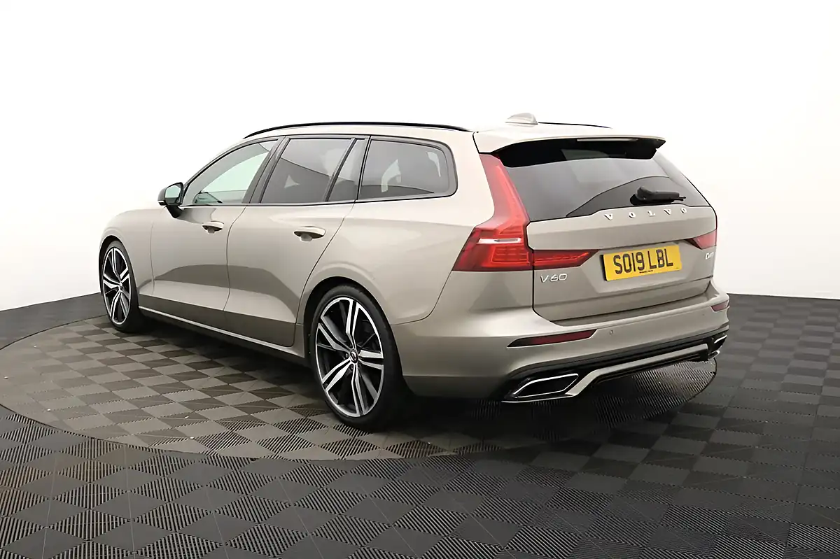 Used 2019 Volvo V60 R-Design Pro Pebble Grey - Interior and Exterior details 6