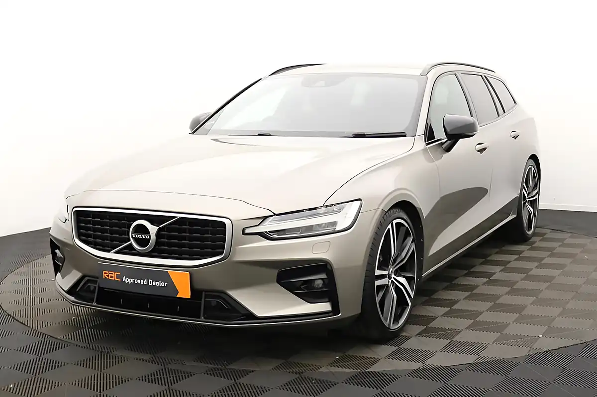 Used 2019 Volvo V60 R-Design Pro Pebble Grey - Interior and Exterior details 8