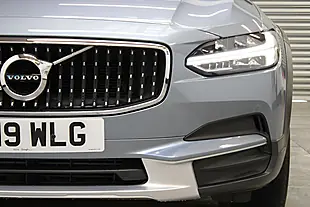 Used 2019 Volvo V90 Cross Country Mussel Blue - Interior and Exterior details 14
