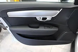 Used 2019 Volvo V90 Cross Country Plus Silver - Interior and Exterior details 15