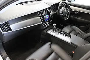 Used 2019 Volvo V90 Cross Country Plus Silver - Interior and Exterior details 2